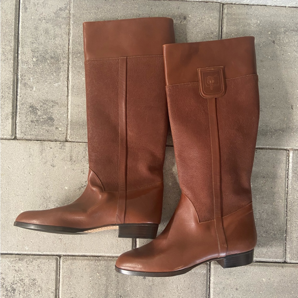 Gucci brown leather boots